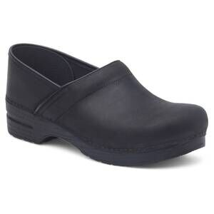 NEW DANSKO women's professional clogs in oiled black